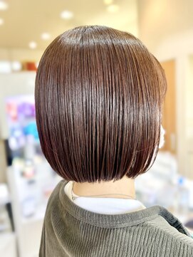 クール ヘアー ギャラリー 神明町店(COOL Hair gallery) 大人の切りっぱなしボブ