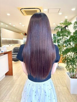 ディーコ(IDEEK) 透明感ある艶髪ロングストレート 手触りのいい滑らかヘア/平針駅