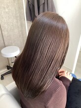 髪の内側から潤いと艶を満たす！自慢の【髪質改善トリートメント】