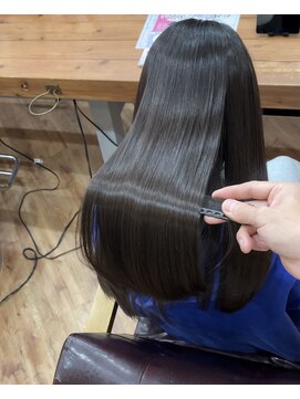 シールドヘアー 沖縄 新都心(C'LD Hair) 那覇美容室/おもろまち美容室/髪質改善/縮毛矯正/ロング/美髪