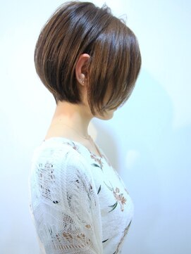 ラウンジ モリオ イケブクロ(Lounge MORIO Ikebukuro) 【morio池袋】秋冬流行る髪型大人可愛い前下がりショート♪