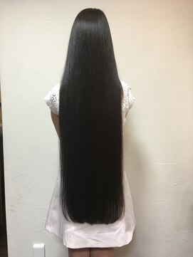 ヘアーデザイン ヴァローレ 南越谷 新越谷(Hair design Valore) カットして毛先の厚みを出す