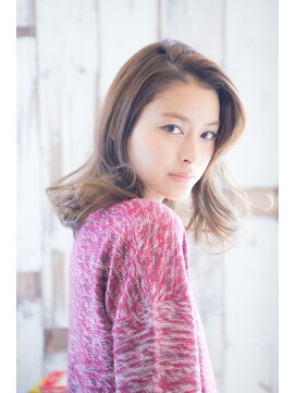 リア シェリム(Ria cherim) 【Ria 目黒】華やかフェミニンセミロング