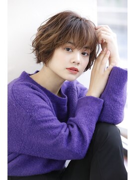 イグレックビス(igrek bis) 小顔ショート