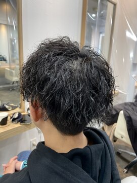 ナンバー リコ 名駅 ジャム 名古屋(N° rico JAM) REMI styles★スパイラルパーマ　メンズカジュアル