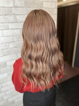 アイズ 渋沢(AIZU) ミルクティーカラー/ブリーチ/オージュア/カラー/白髪ぼかし