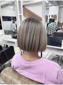 王道ハイトーンボブ