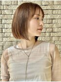 抜け感ベージュカラーボブ