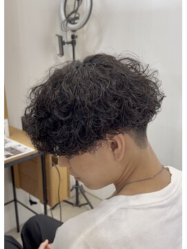 メンズギフト(men's GIFT) 刈り上げツーブロック波巻きスパイラルパーマメンズマッシュ