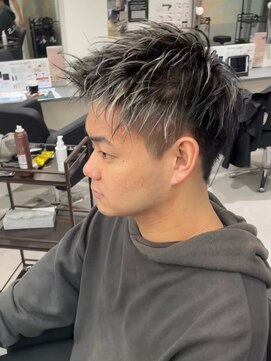 メンズサロン キング 高槻店(Men’s salon K!ng) 波巻きツイストスパイラルパーマ/フェザーパーマ/眉毛/メンズ