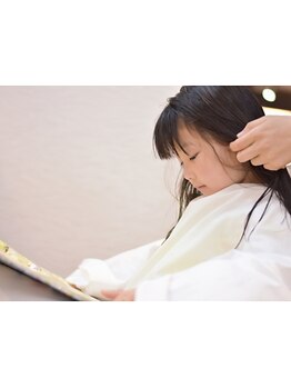 ママもリラックスできる♪キッズスペース完備のM's hairで特別なひとときを！