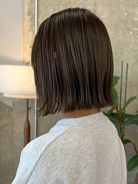 ノード(NODE) 栄くびれ巻き透明感ショートヘアスタイル