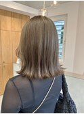 ボブ_ホワイトグレージュ_ミニウルフ_チェリーブラウン