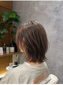 グレージュ×外ハネレイヤー
