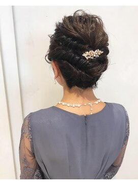 ヴァンクシー バイ ルナ(VANKCY by Luna) ヘアアレンジ ヘアセット 結婚式 二次会 向ケ丘遊園 登戸 可愛い