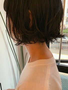 ポーズ(PAUSE) ミニボブ×グレーアッシュ