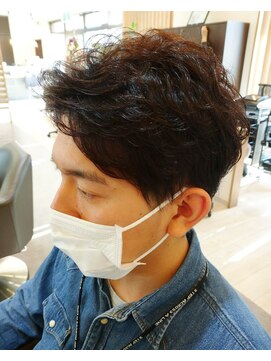 グランジュテ ヘアアンドスパ 真砂(GRAND JETE) アップバング、ナチュラルパーマ