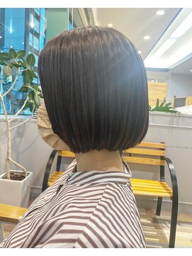 アトリエ タキ(atelier.taki) 大人のミニボブ/透明感カラー/垂水