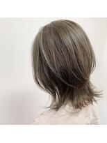 ココンヘアー(KOKON hair) バレイヤージュ × ミルクティーベージュ