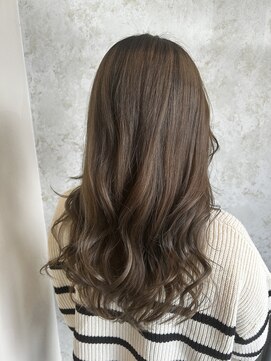 ミリィ 四日市(mily) アッシュグレージュ