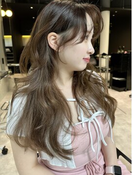 シティ(CITY) レイヤーカット 韓国ヘア おくれ毛 グレージュ カーテンバング