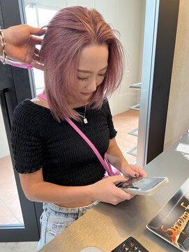 エイチ(H) Wカラー/ハイトーン