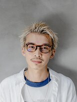 ニーイチイチ(211)&nbsp;スパイキーショート/ブリーチ/カラー/三宮/神戸/ウルフ