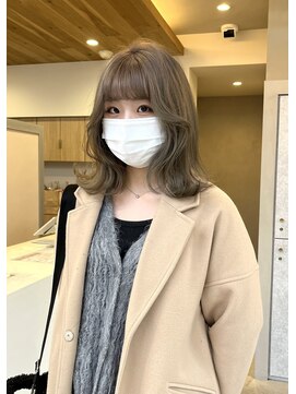 リットバイウェイズ(Lit by WAYS) グレージュ　顔まわりレイヤー