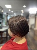 ショートボブ