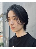 前下がりセンターパートツーブロックマッシュニュアンスパーマ