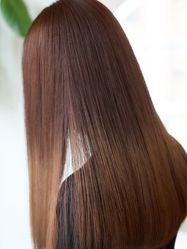 ララルーモ(LaLarOomo) 髪質改善キュアオペ