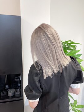 ロイス 渋谷(ROIS) ボブルフ/ネビージュ/小顔/ワンレン/スモーキーアッシュ[渋谷駅]