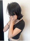 切りっぱなしブラックアッシュボブ