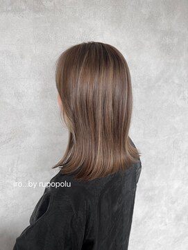 イロバイルポポル(iro...by rupopolu) オリーブベージュ立体感ハイライト