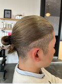 マンバンヘアー　グレージュ