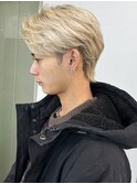 ホワイトブロンド アップバング ブリーチ ハイトーン 韓国風ヘア
