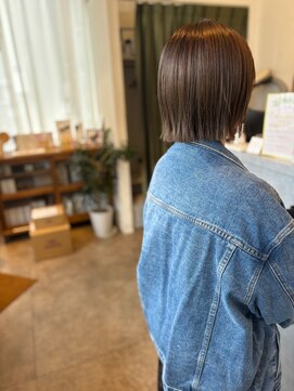 トイズファクトリー(Toys Factory) ボブ×オリーブベージュ暗めカラー