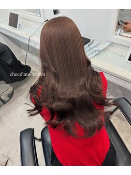 ヴィア(Via) 10代20代30代／チョコレートブラウン／ブリーチ／髪質改善