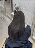 透明感抜群オリーブグレージュ