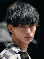 レタッチバイフィフス(RETOUCH by fifth) 原宿センターパートシャドウルーズパーマフェザーショート