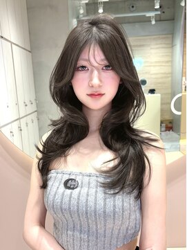 グロー 大宮(GLROW) ハッシュカット　オリーブベージュ　レイヤーカット　顔周り