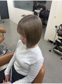 グレージュ