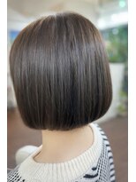 フルール(fleur) 乾かすだけでまとまる艶ボブ×ナチュラルブラウン