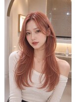 ソレイユトウキョウシブヤ(SOLEIL TOKYO shibuya)&nbsp;ロングレイヤー韓国くびれヘアフェイスレイヤーピンクベージュ