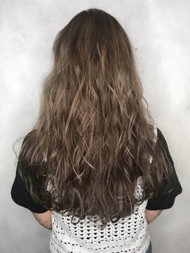 ネウィ 川崎(newi) ブルージュカラー