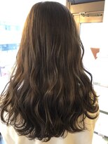 フラミューム 小田原(flammeum) 大人ロング簡単コテ巻きアレンジヌードベージュカラー【小田原】