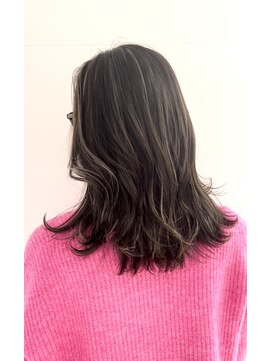 サルファ ヘアデザイン 名古屋 丸の内(S.ALPHA HAIR DESIGN) ギャルにならない大人ハイライト