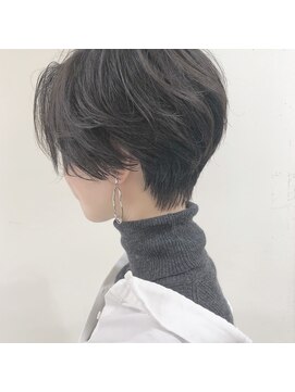 ガーランドウメダ(Garland umeda) ハンサムショート_ショート_00034 担当 垣内