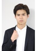 立ち上げバングのビジネスメンズショートヘア