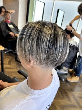 ステレオ ヘアデザイン 安城店(STEREO HAIR DESIGN) メンズハイライト(8月)